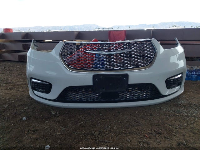 Chrysler Pacifica Hybrid Touring L 2023 2C4RC1L78PR626442 Image 12