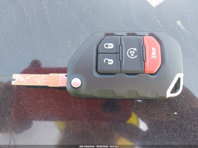 44454356 :رقم المزاد ، 1C6HJTAG7RL132916 vin ، 2024 Jeep Gladiator Nighthawk مزاد بيع