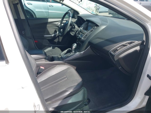 Ford Focus Titanium 2014 1FADP3N20EL281950 Image 5