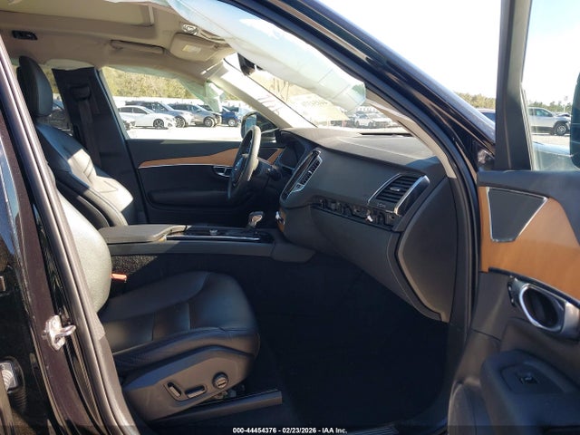 2022 VOLVO XC90 YV4A22PK2N1795634 Photo 4