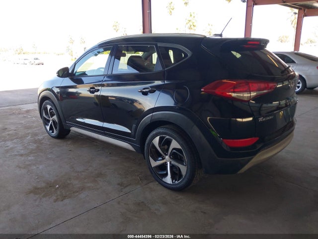 KM8J33A2XHU514712 Hyundai Tucson Sport