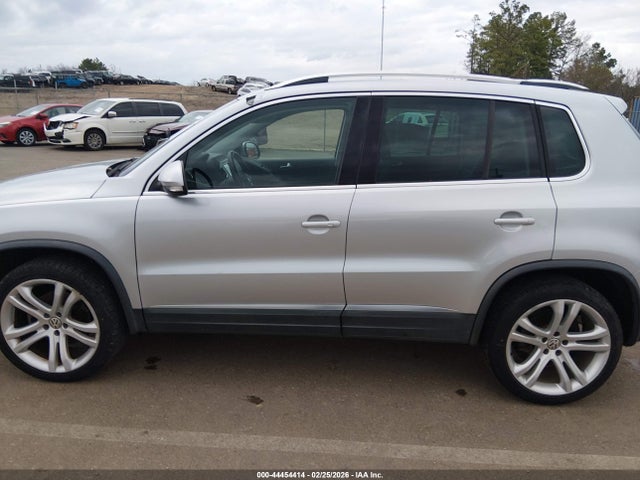 WVGAV7AX9GW553419 Volkswagen Tiguan Sel