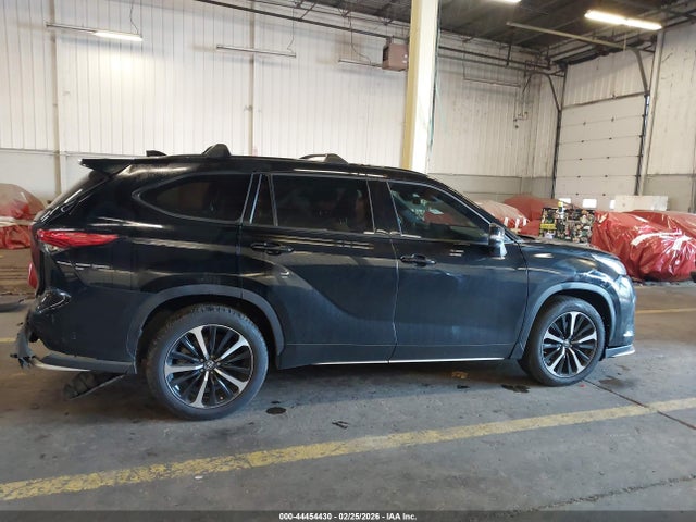 Toyota Highlander Xse 2021 5TDLZRBH5MS127775 Image 14