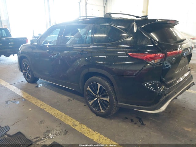 Toyota Highlander Xse 2021 5TDLZRBH5MS127775 Image 3