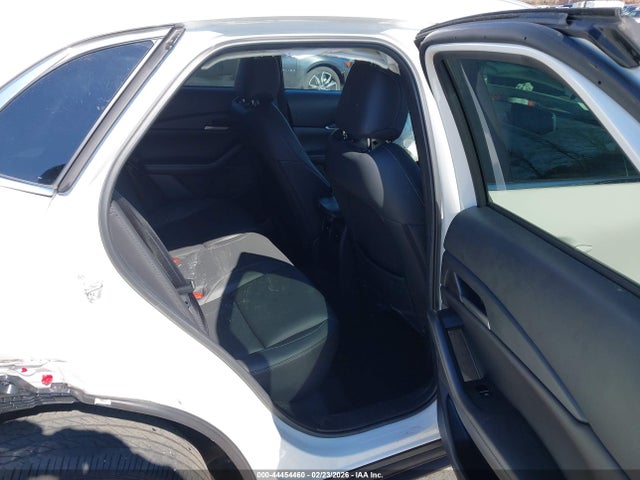 44454460 :رقم المزاد ، 3MVDMBBL9NM458213 vin ، 2022 Mazda Cx-30 Select مزاد بيع
