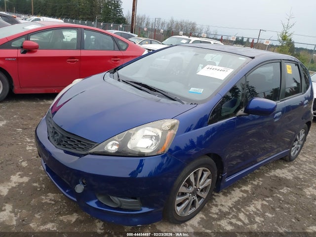 44454497 :رقم المزاد ، JHMGE8H50DC010545 vin ، 2013 Honda Fit Sport مزاد بيع
