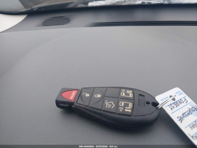 2010 Chrysler Town & Country New Lx მანქანა იყიდება აუქციონზე, vin: 2A4RR2D17AR454503, აუქციონის ნომერი: 44454504