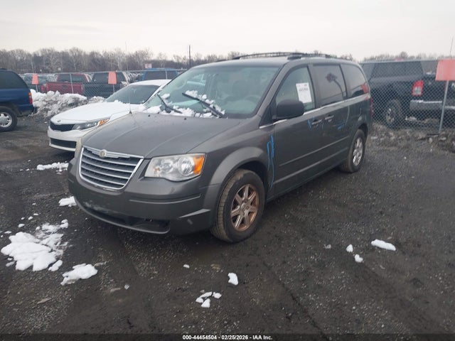 44454504 :رقم المزاد ، 2A4RR2D17AR454503 vin ، 2010 Chrysler Town & Country New Lx مزاد بيع