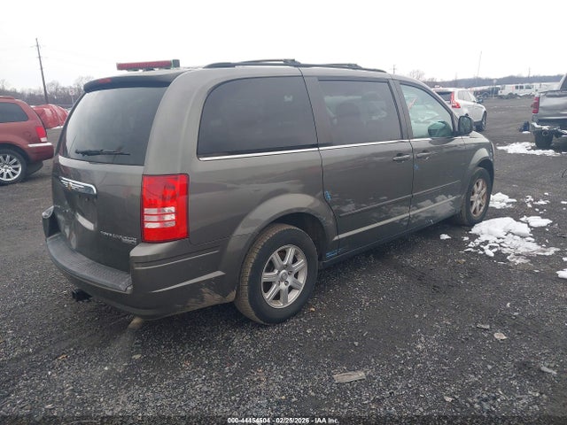 2010 Chrysler Town & Country New Lx მანქანა იყიდება აუქციონზე, vin: 2A4RR2D17AR454503, აუქციონის ნომერი: 44454504