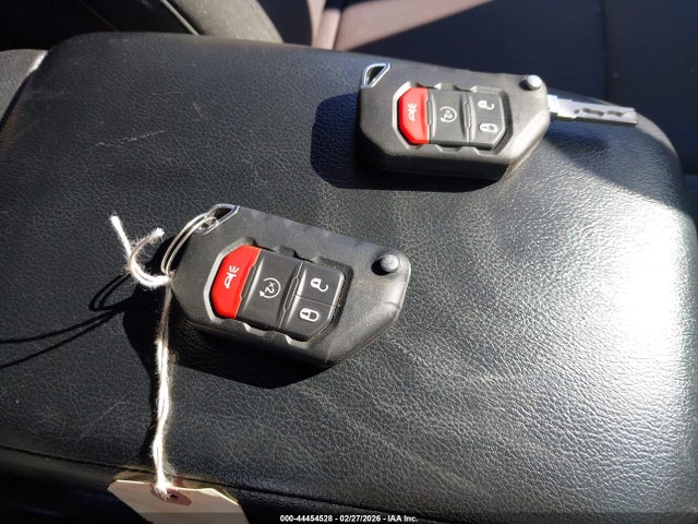 Продажа на аукционе авто 2023 Jeep Wrangler 4xe 4x4, vin: 1C4JJXN6XPW685882, номер лота: 44454528