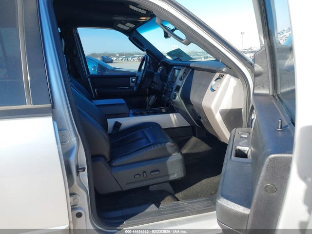 Продаж на аукціоні авто 2017 Ford Expedition Xlt, vin: 1FMJU1HT8HEA25588, номер лоту: 44454562