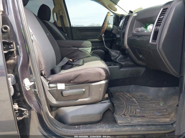 2017 RAM 2500 3C6UR5CL6HG726504 Photo 4