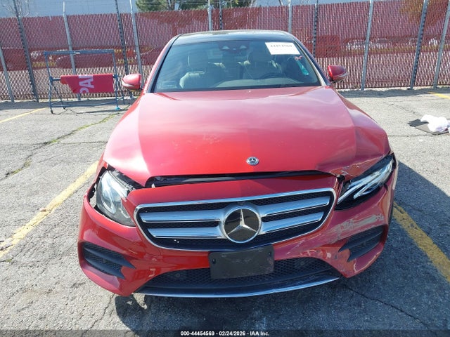 Mercedes-Benz E 300 2019 WDDZF4JB7KA527646 Image 12