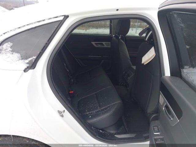 2020 JAGUAR XF SAJBJ4FX2LCY83380 Photo 7