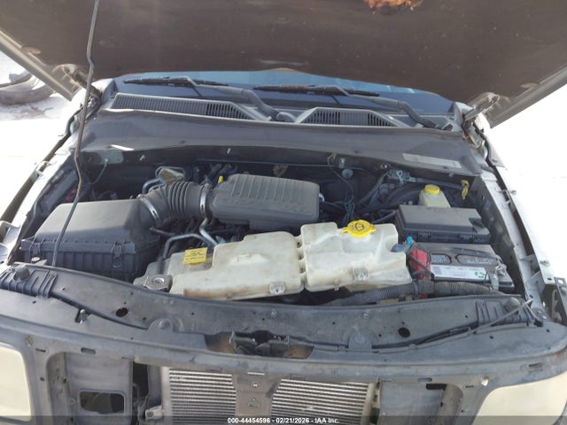 44454596 :رقم المزاد ، 1D8GT58K38W100869 vin ، 2008 Dodge Nitro Slt مزاد بيع