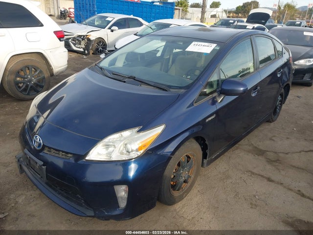 Toyota Prius Two 2015 JTDKN3DU4F0413539 Image 2