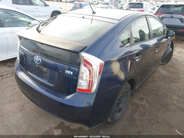 Toyota Prius Two 2015 JTDKN3DU4F0413539 Image 4