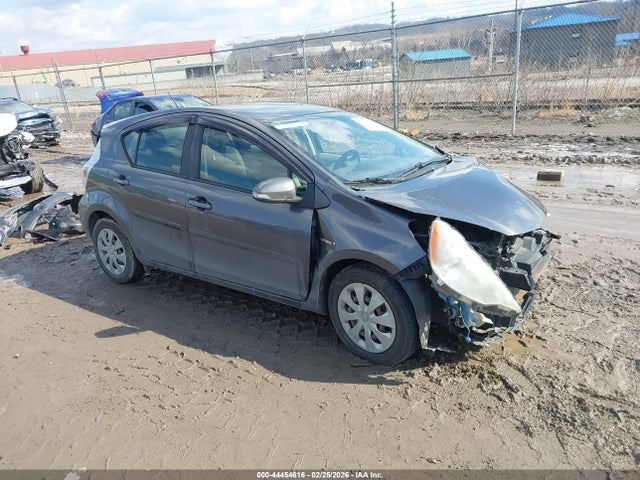 2013 TOYOTA PRIUS C JTDKDTB30D1533911