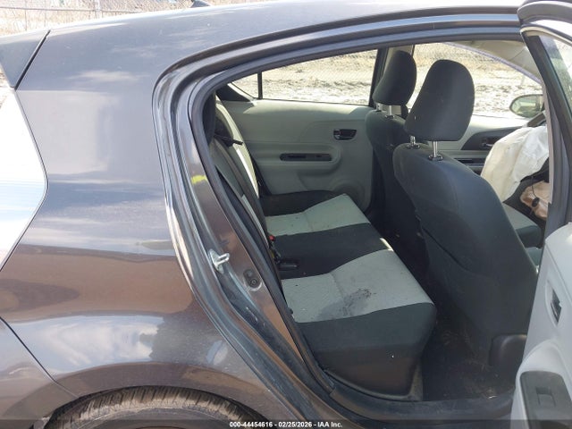 2013 TOYOTA PRIUS C JTDKDTB30D1533911 Photo 7