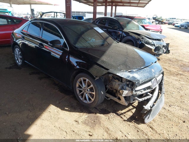 2020 MERCEDES-BENZ A 220 W1K3G4EB3LJ203852
