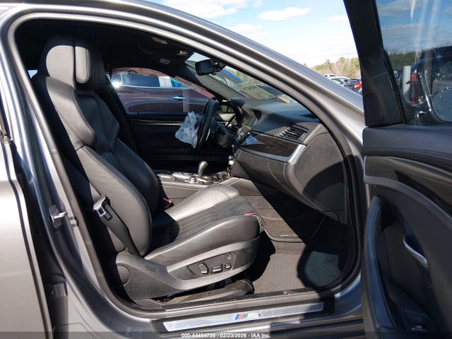 2013 BMW M5 WBSFV9C58DD097043 Photo 4