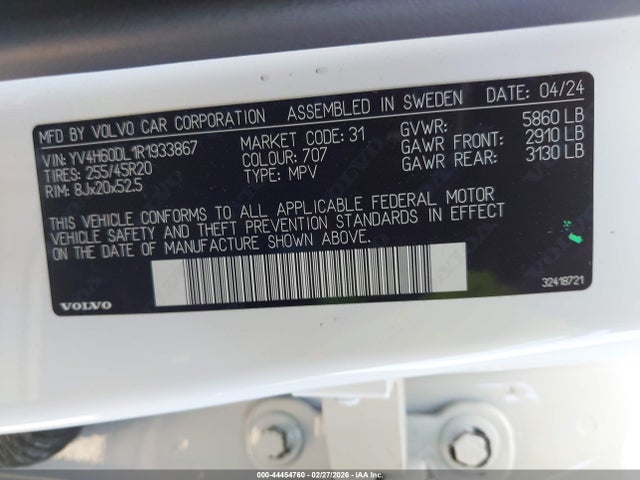 2024 VOLVO XC60 RECHARGE PLUG-IN HYBRID YV4H60DL1R1933867 Photo 8