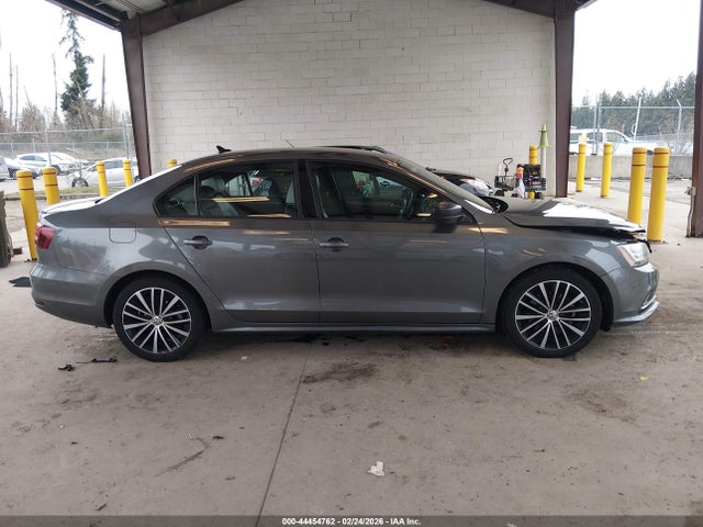 3VWD17AJ6GM242505 Volkswagen Jetta 1.8t Sport