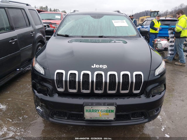 44454786 :رقم المزاد ، 1C4PJMCB3EW223363 vin ، 2014 Jeep Cherokee Latitude مزاد بيع