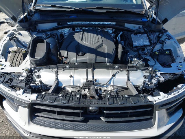 2026 PORSCHE MACAN WP1AA2A55TLB04010 Photo 9