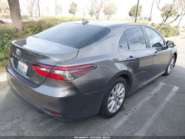 4T1C11AK8MU551206 Toyota CAMRY LE
