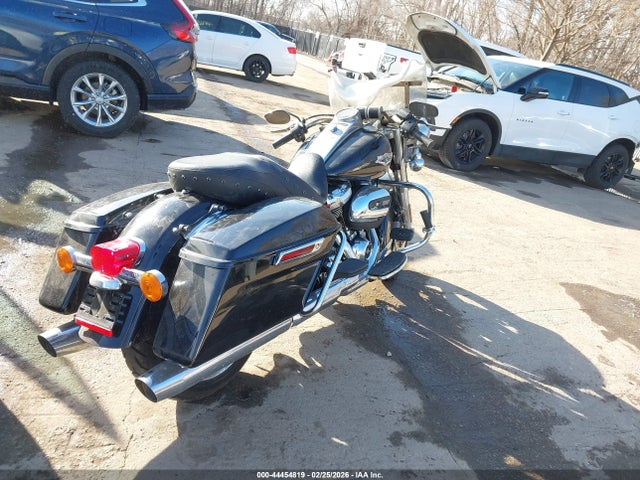2021 HARLEY-DAVIDSON FLHR 1HD1FBC13MB601754 Photo 3