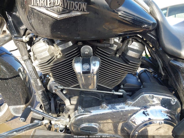 2021 HARLEY-DAVIDSON FLHR 1HD1FBC13MB601754 Photo 8