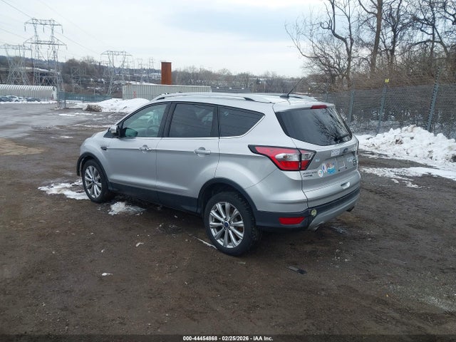 Ford Escape Titanium 2017 1FMCU0JD1HUD47856 Image 3