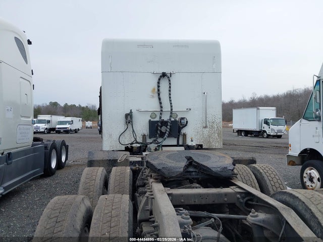 44454895 :رقم المزاد ، 1XPHD49X7ED160437 vin ، 2014 Peterbilt 386 مزاد بيع