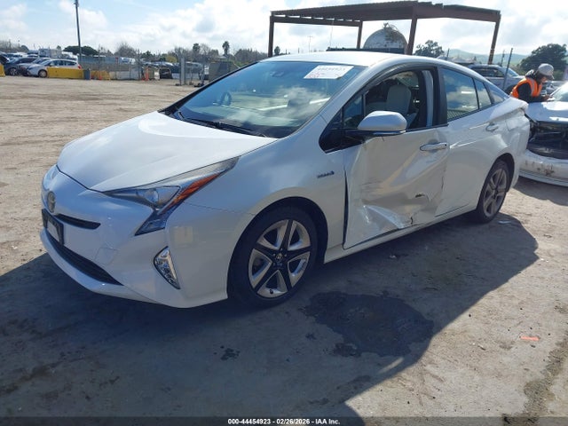 JTDKARFU5G3503035 Toyota Prius Three Touring