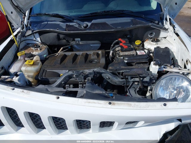 2015 Jeep Patriot Sport მანქანა იყიდება აუქციონზე, vin: 1C4NJPBB0FD349932, აუქციონის ნომერი: 44454964