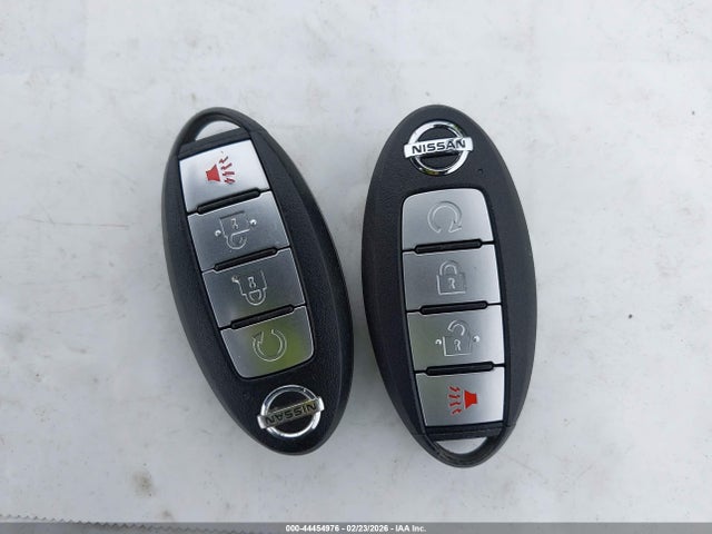 3N1CP5CU9JL535856 Nissan KICKS SR