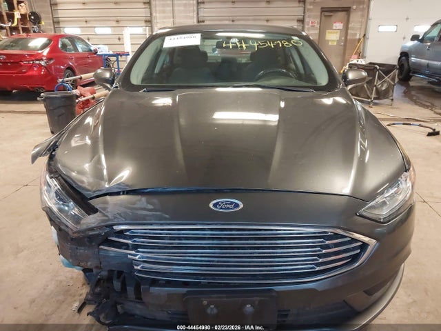 3FA6P0H75HR193903 Ford FUSION SE