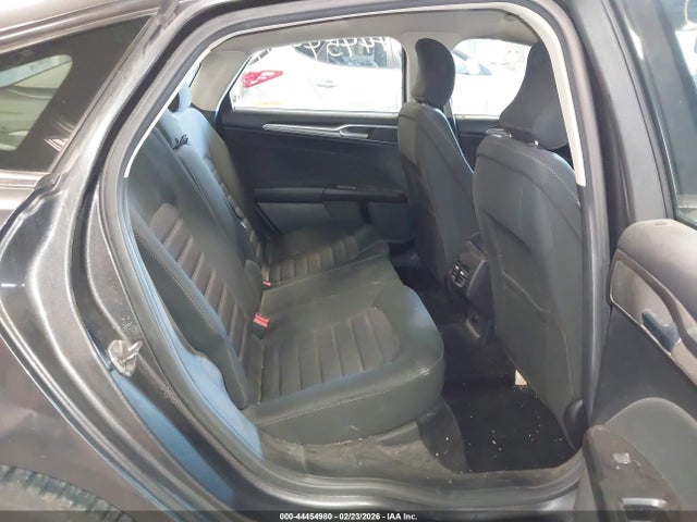 3FA6P0H75HR193903 Ford FUSION SE