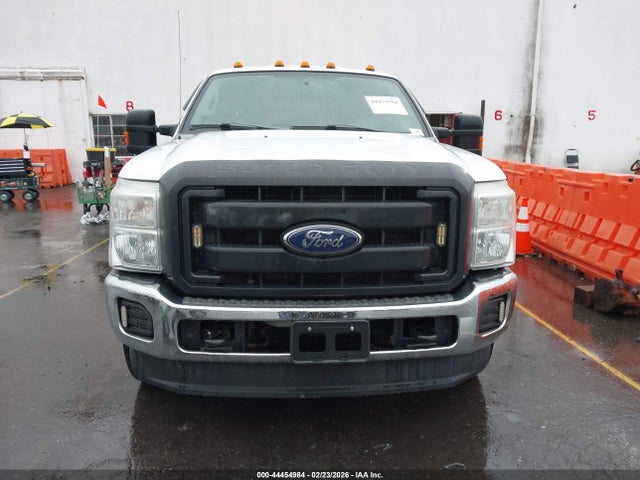 Ford F-350 Chassis Xl 2014 1FD8W3HT9EEB70395 Image 12