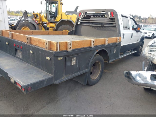 Ford F-350 Chassis Xl 2014 1FD8W3HT9EEB70395 Image 4