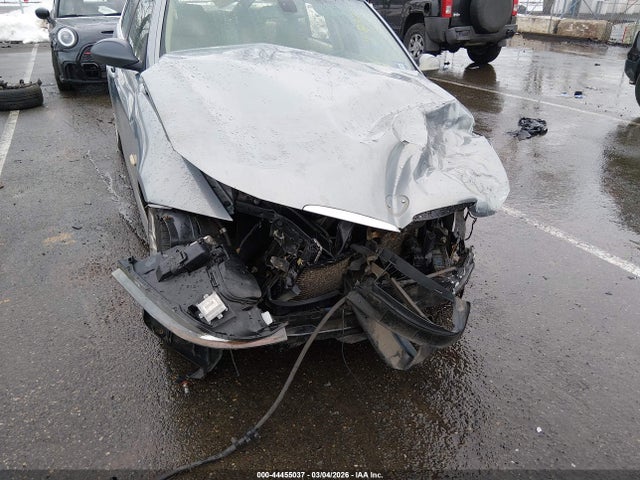 2006 Bmw 330xi მანქანა იყიდება აუქციონზე, vin: WBAVD33526KL52994, აუქციონის ნომერი: 44455037