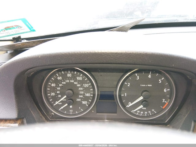 2006 Bmw 330xi მანქანა იყიდება აუქციონზე, vin: WBAVD33526KL52994, აუქციონის ნომერი: 44455037