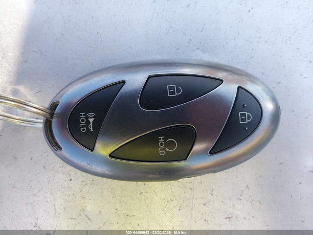 KMHLM4DJ0SU157594 Hyundai Elantra Hybrid Blue