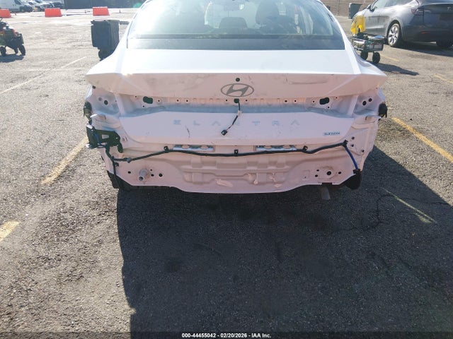 KMHLM4DJ0SU157594 Hyundai Elantra Hybrid Blue