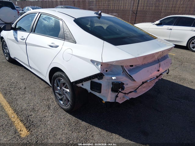 KMHLM4DJ0SU157594 Hyundai Elantra Hybrid Blue