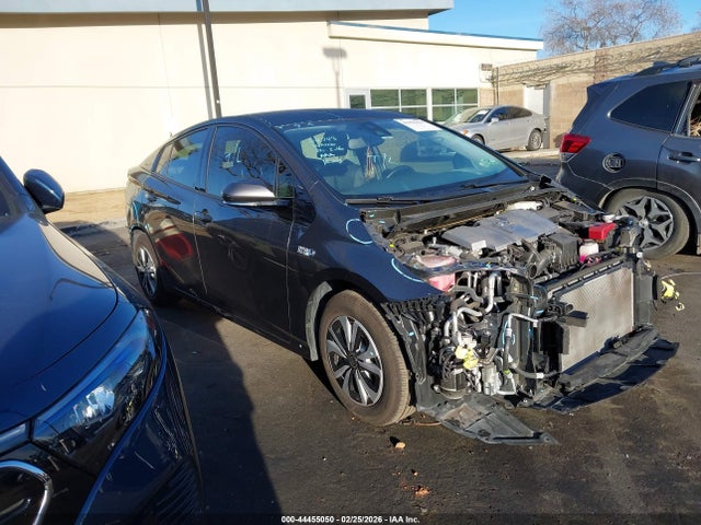 Toyota Prius Prime Advanced 2018 JTDKARFP8J3078220 Image 14