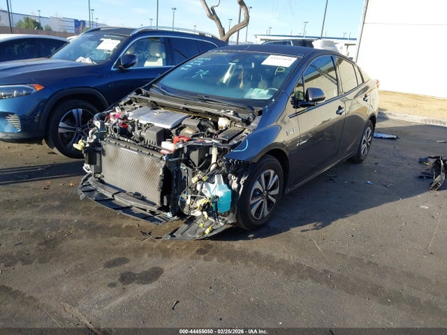 Toyota Prius Prime Advanced 2018 JTDKARFP8J3078220 Image 2