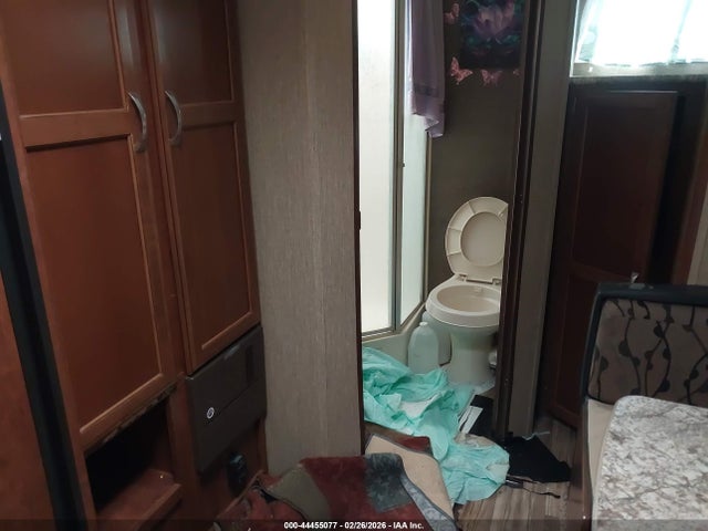 4YDT2512XHK410516 Keystone Passport Ultra