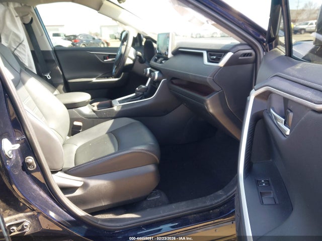 44455091 :رقم المزاد ، 2T3Y1RFVXMC088808 vin ، 2021 Toyota Rav4 Limited مزاد بيع